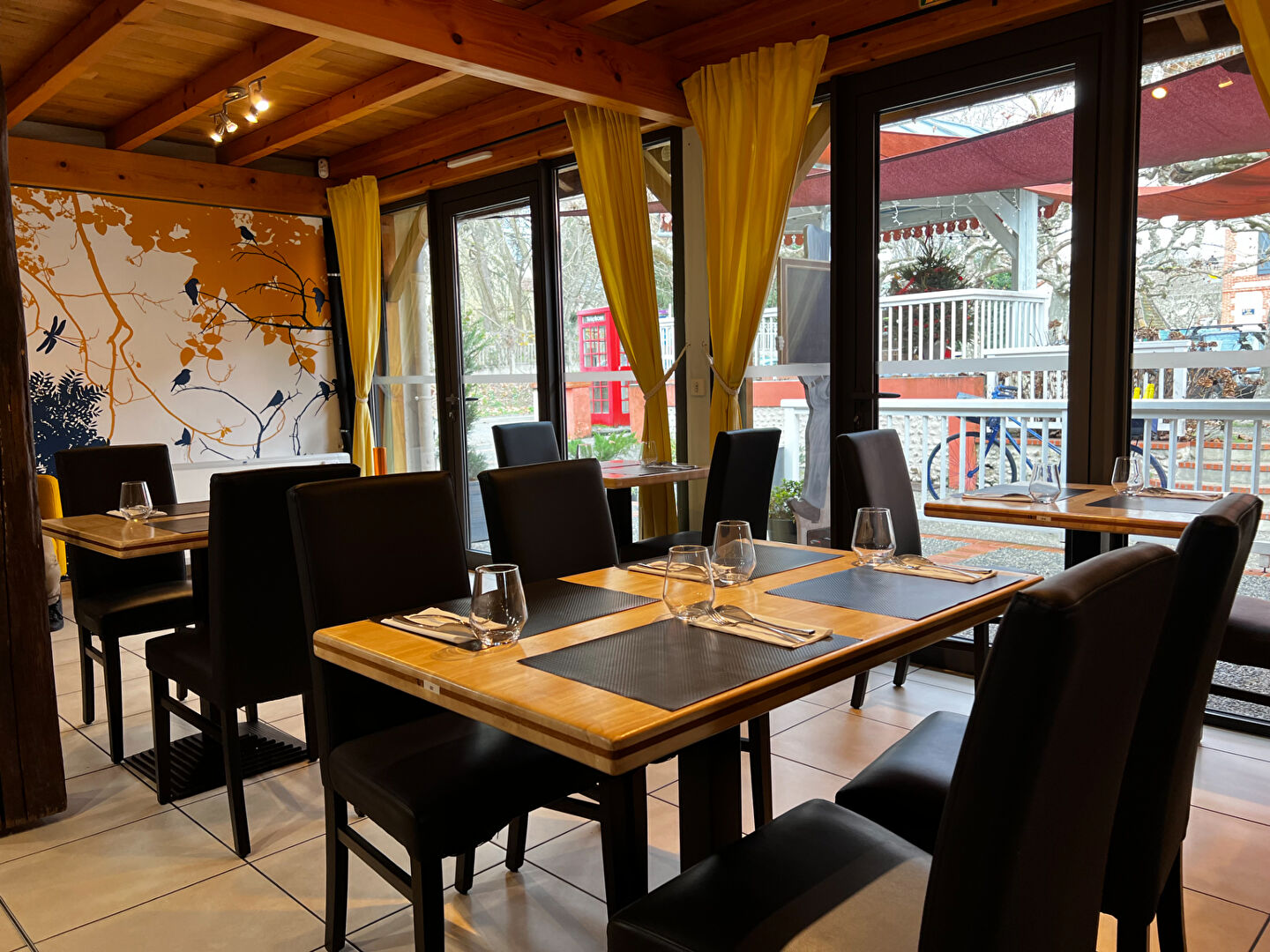 65-PYRENEES- Location communale d'un ensemble RESTAURANT-EPICERIE FINE-BAR — photo 2