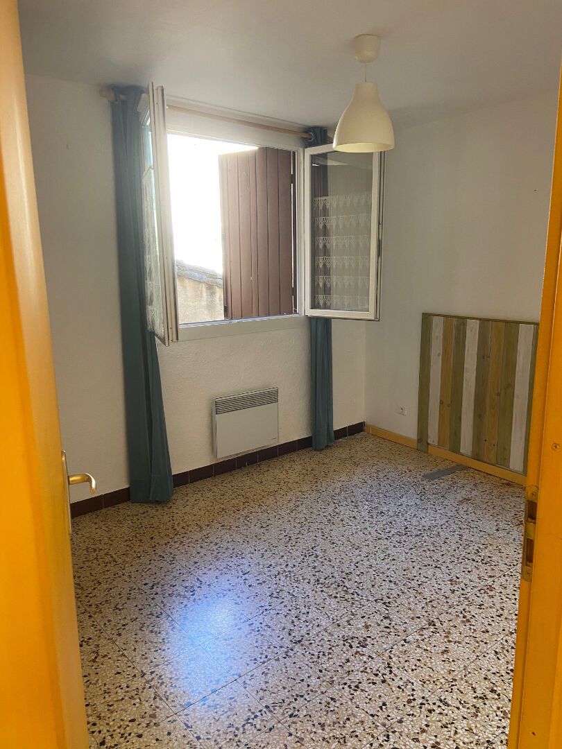 34 AVENE STATION THERMALE VENDS IMMEUBLE DE 2 ETAGES + 1 LOCAL COMMERCIAL — photo 2